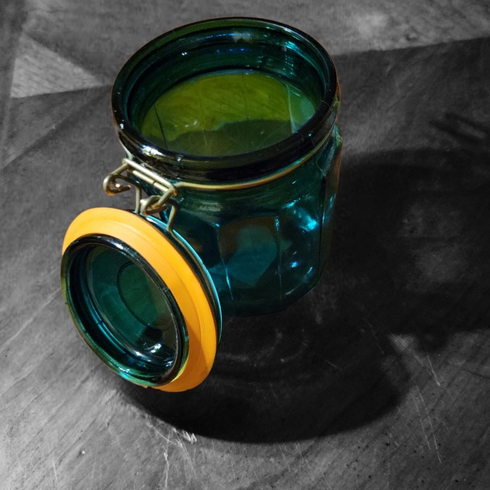 Vtg Teal Green Glass Sealing Apothecary Bail Jar Canister